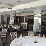 Pensjonat Victoria Garden Es Etterem