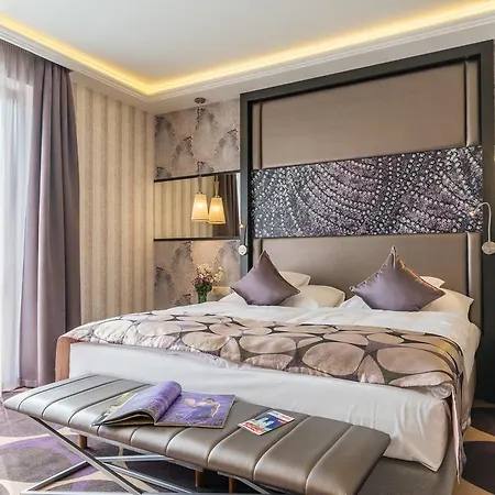 Victoria Garden Es Etterem 3*