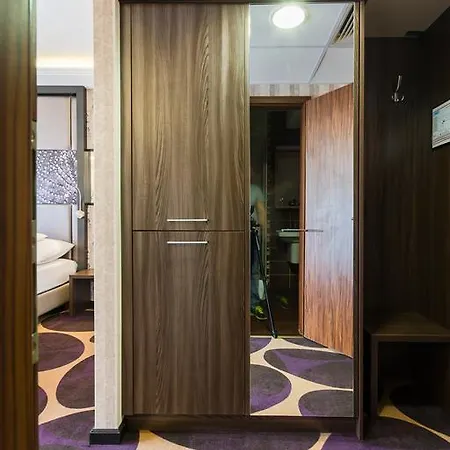 Victoria Garden Es Etterem 3*