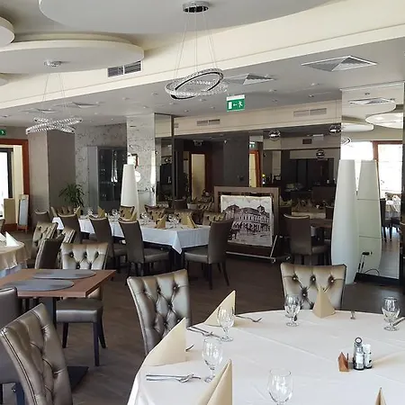 Victoria Garden Es Etterem 3* Nyíregyháza
