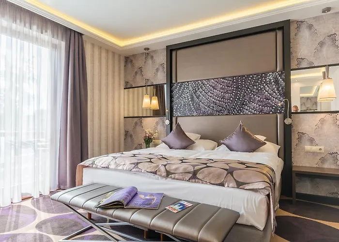 Victoria Garden Es Etterem 3*