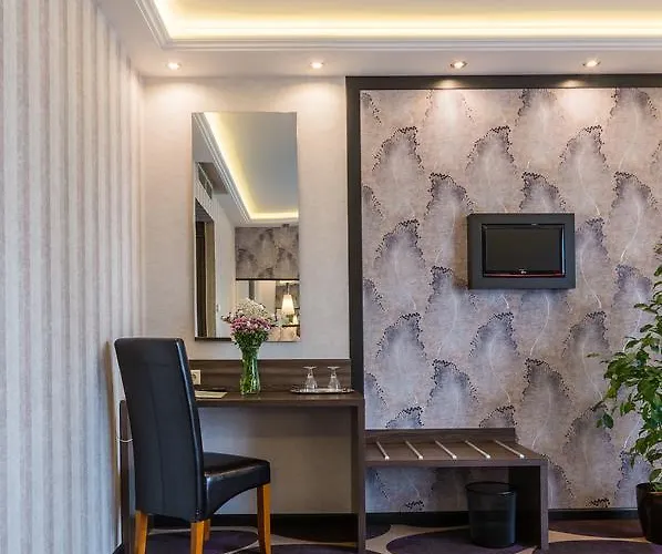 Victoria Garden Es Etterem بيت ضيافة 3*